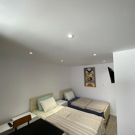Tirana Center Apartaments ภายนอก รูปภาพ