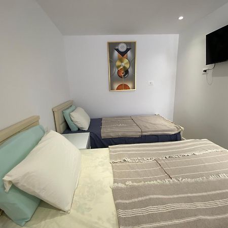 Tirana Center Apartaments ภายนอก รูปภาพ