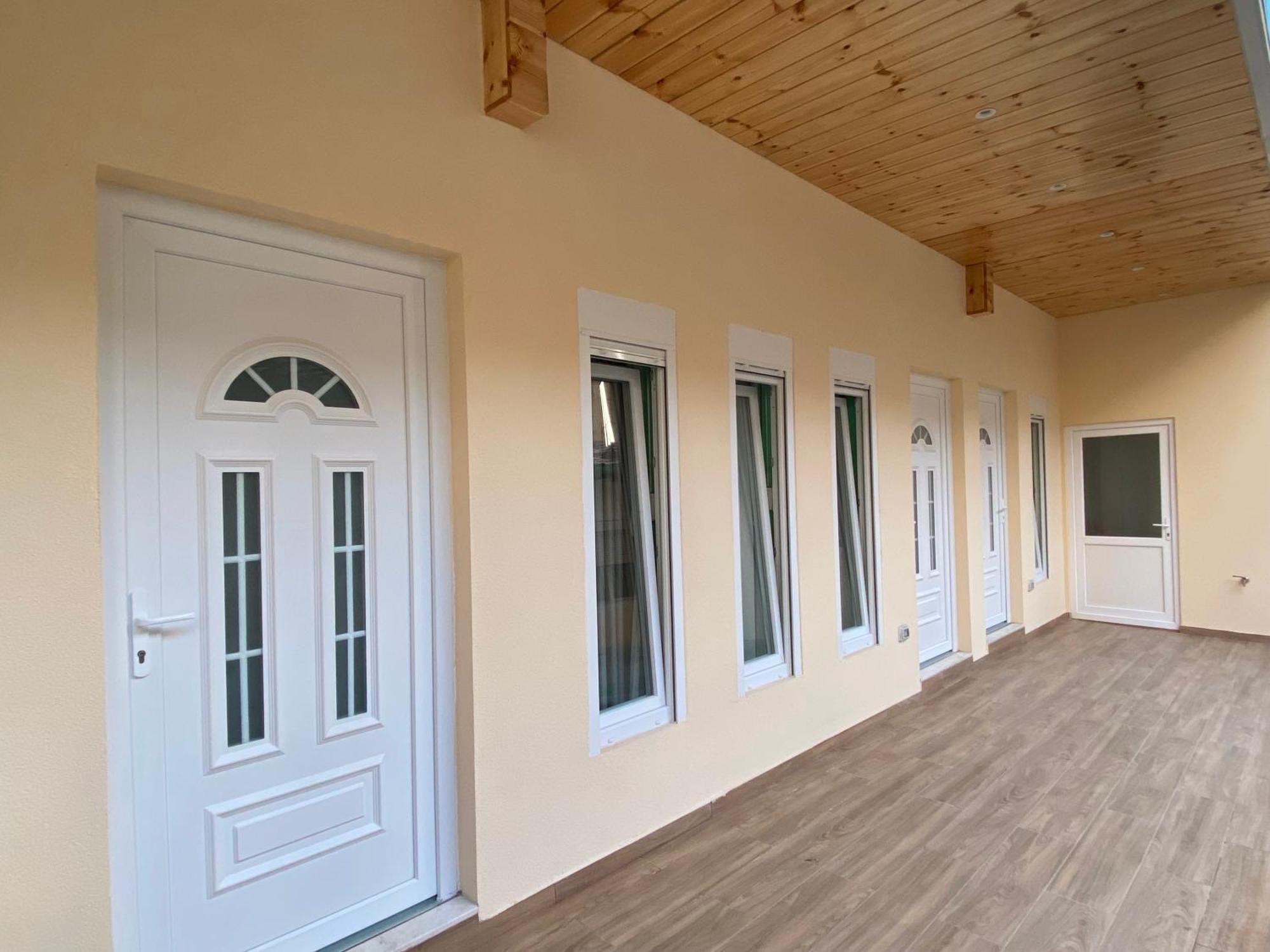 Tirana Center Apartaments ภายนอก รูปภาพ