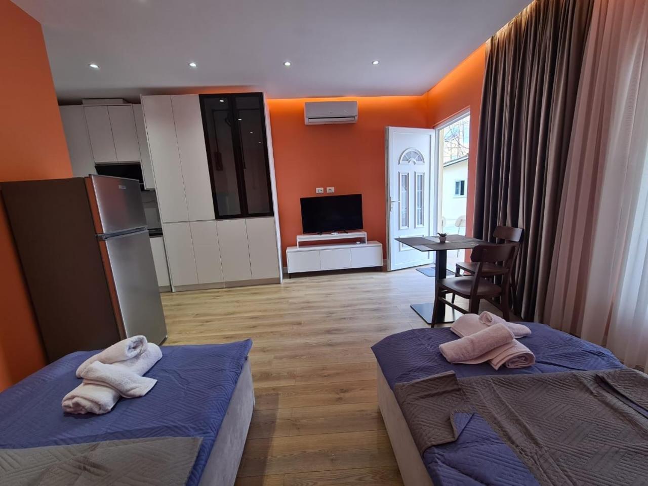 Tirana Center Apartaments ภายนอก รูปภาพ