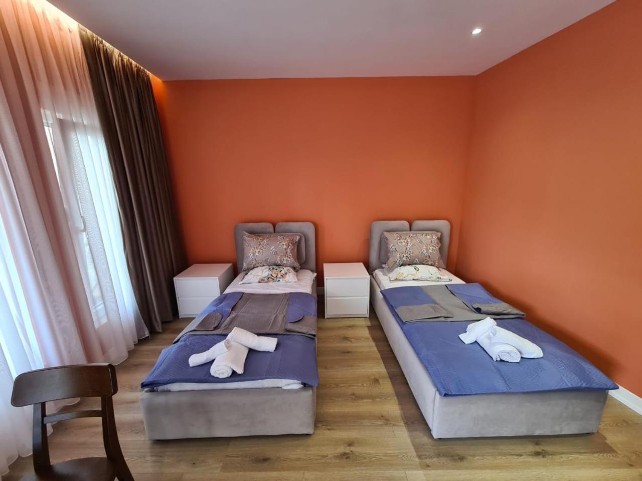 Tirana Center Apartaments ภายนอก รูปภาพ