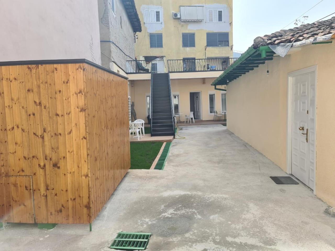 Tirana Center Apartaments ภายนอก รูปภาพ